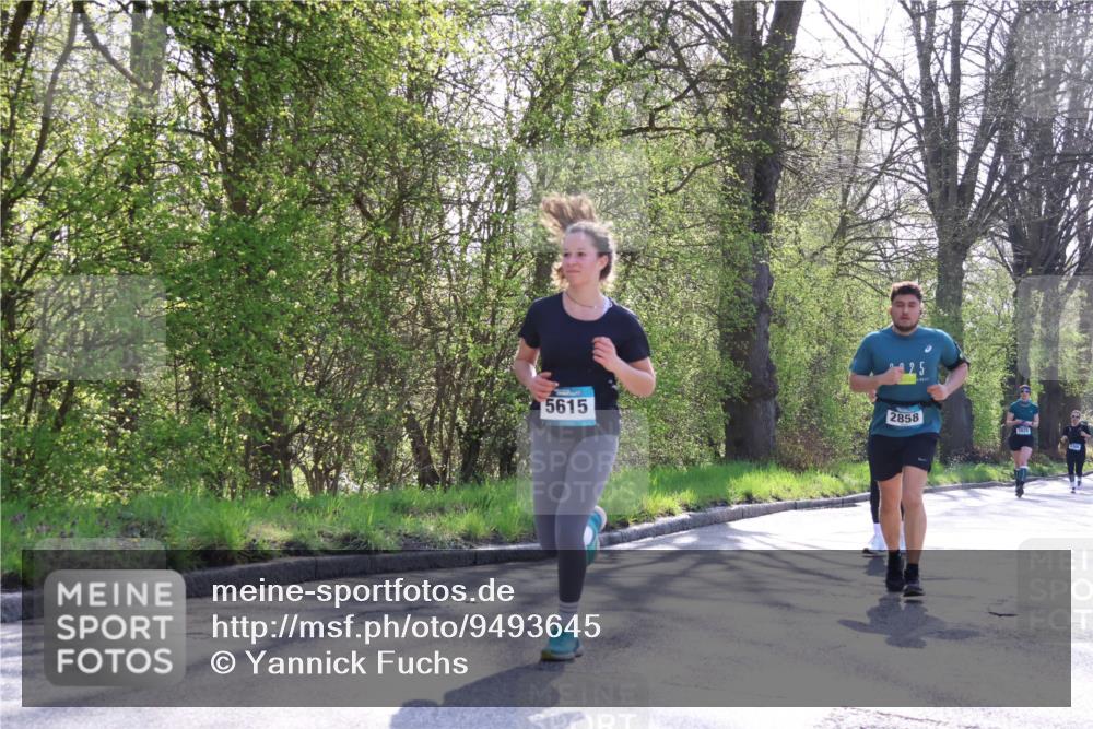12.04.2026 - 45. Internationalen Wilhelmsburger Insellauf Yannick Fuchs http://msf.ph/oto/9493645 12.04.2026 10:47:04 Laufen 5615, 2858, 3825 meine-sportfotos.de