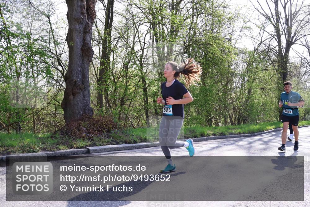 12.04.2026 - 45. Internationalen Wilhelmsburger Insellauf Yannick Fuchs http://msf.ph/oto/9493652 12.04.2026 10:47:05 Laufen 5615, 2858 meine-sportfotos.de