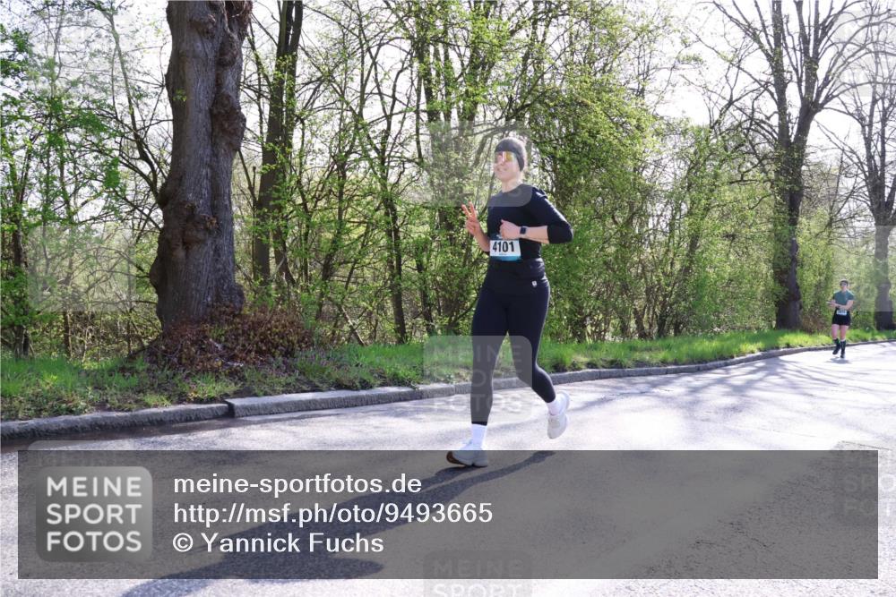 12.04.2026 - 45. Internationalen Wilhelmsburger Insellauf Yannick Fuchs http://msf.ph/oto/9493665 12.04.2026 10:47:07 Laufen 4101 meine-sportfotos.de