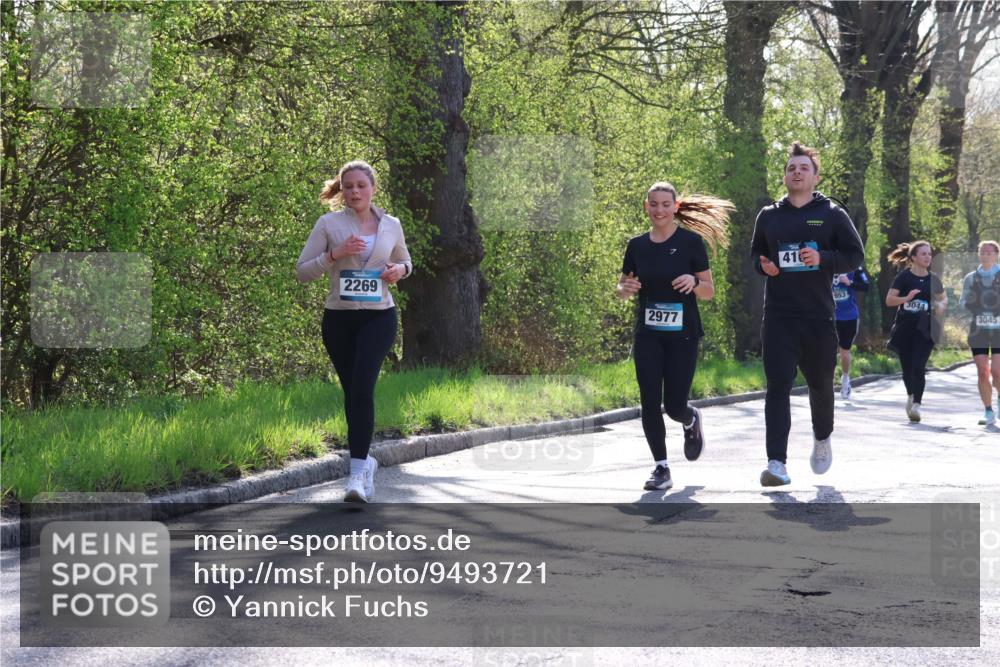 12.04.2026 - 45. Internationalen Wilhelmsburger Insellauf Yannick Fuchs http://msf.ph/oto/9493721 12.04.2026 10:47:23 Laufen 2269, 2977, 41, 3044, 3045 meine-sportfotos.de