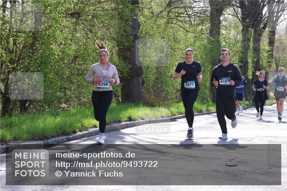 12.04.2026 - 45. Internationalen Wilhelmsburger Insellauf Yannick Fuchs http://msf.ph/oto/9493722 12.04.2026 10:47:23 Laufen 2269, 2977, 4107, 953, 3044, 3045 meine-sportfotos.de