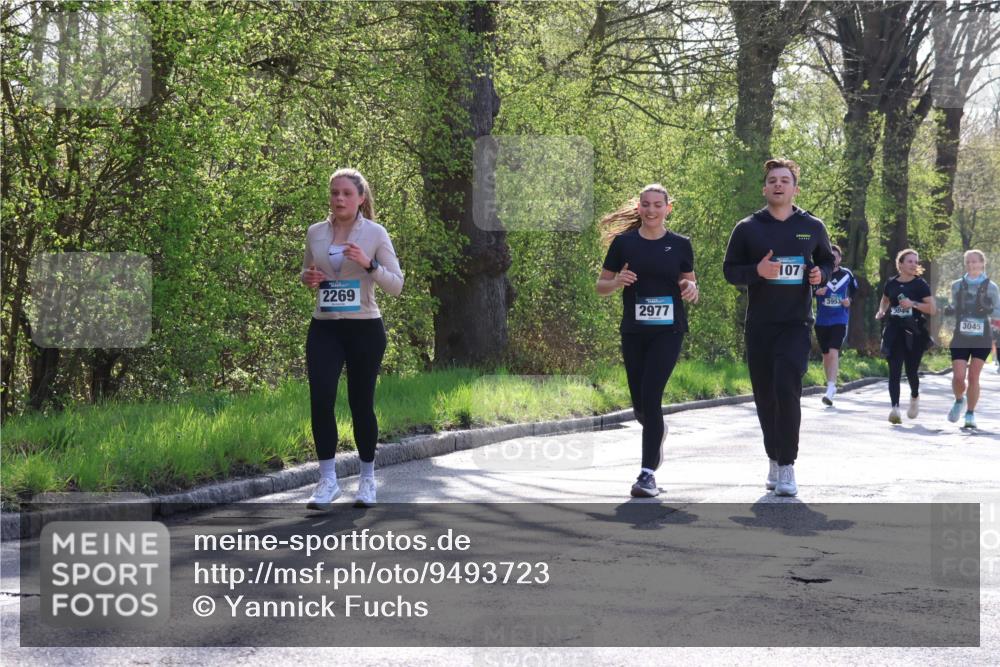 12.04.2026 - 45. Internationalen Wilhelmsburger Insellauf Yannick Fuchs http://msf.ph/oto/9493723 12.04.2026 10:47:24 Laufen 2269, 2977, 107, 3953, 3045 meine-sportfotos.de