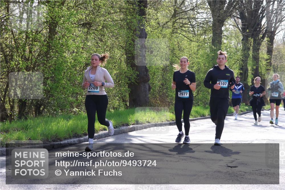 12.04.2026 - 45. Internationalen Wilhelmsburger Insellauf Yannick Fuchs http://msf.ph/oto/9493724 12.04.2026 10:47:24 Laufen 2269, 2977, 4107, 3953, 3045 meine-sportfotos.de