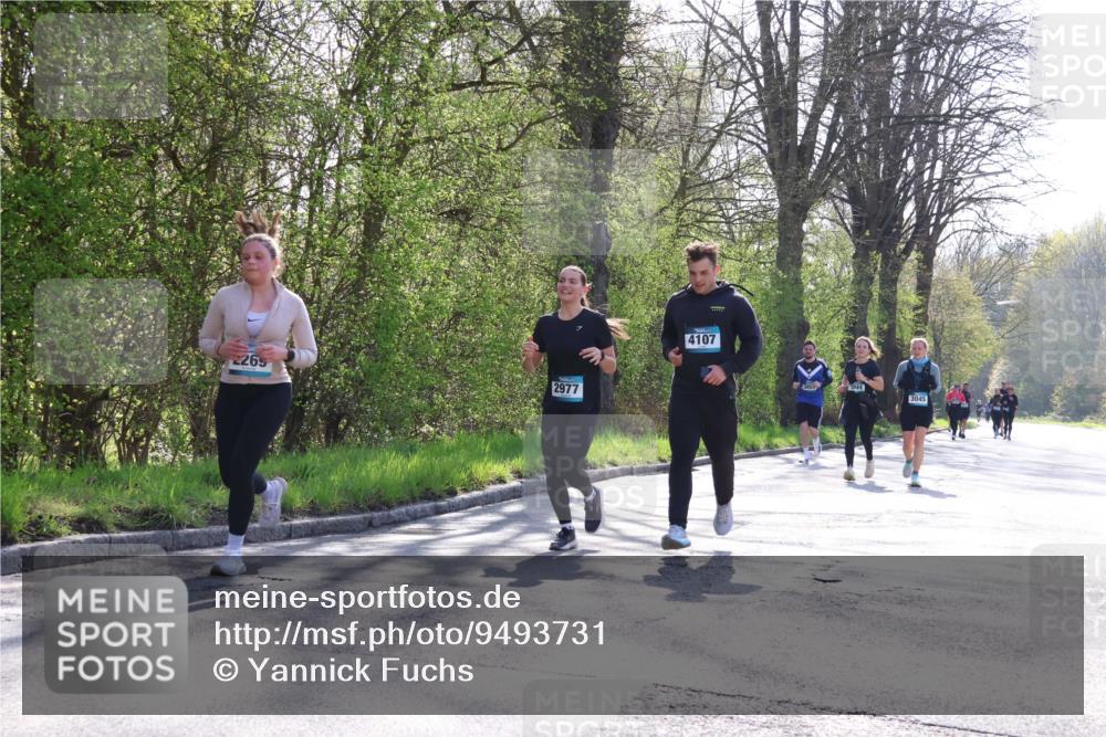 12.04.2026 - 45. Internationalen Wilhelmsburger Insellauf Yannick Fuchs http://msf.ph/oto/9493731 12.04.2026 10:47:25 Laufen 2265, 2977, 4107, 3045 meine-sportfotos.de