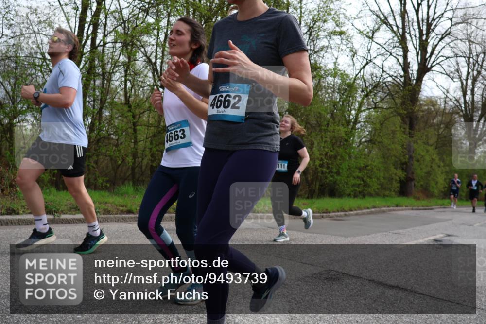 12.04.2026 - 45. Internationalen Wilhelmsburger Insellauf Yannick Fuchs http://msf.ph/oto/9493739 12.04.2026 13:02:45 Laufen 4663, 4662, 111 meine-sportfotos.de