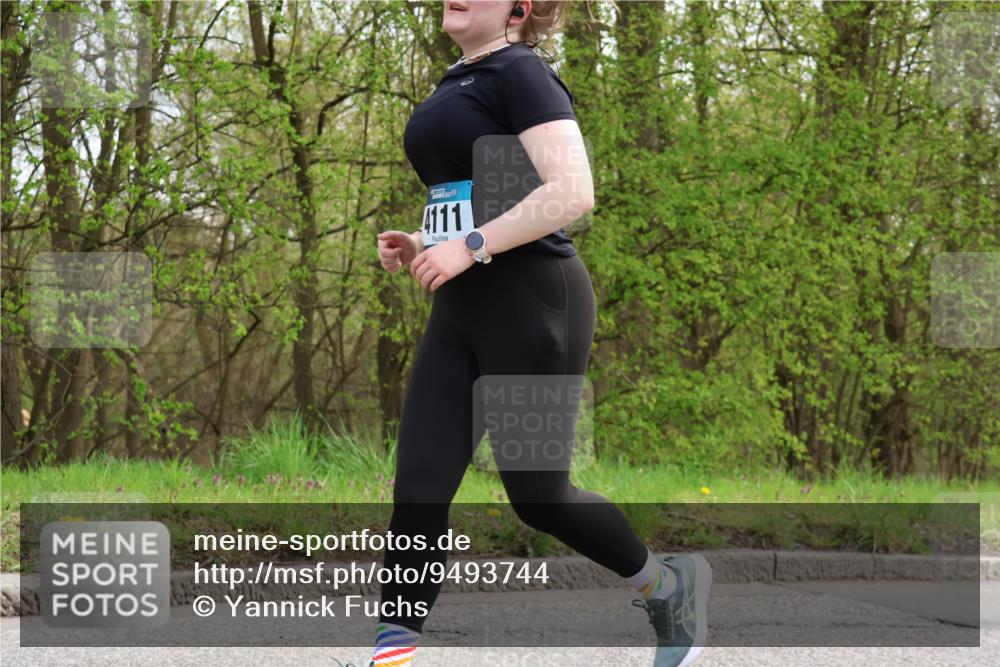 12.04.2026 - 45. Internationalen Wilhelmsburger Insellauf Yannick Fuchs http://msf.ph/oto/9493744 12.04.2026 13:02:46 Laufen 4111 meine-sportfotos.de