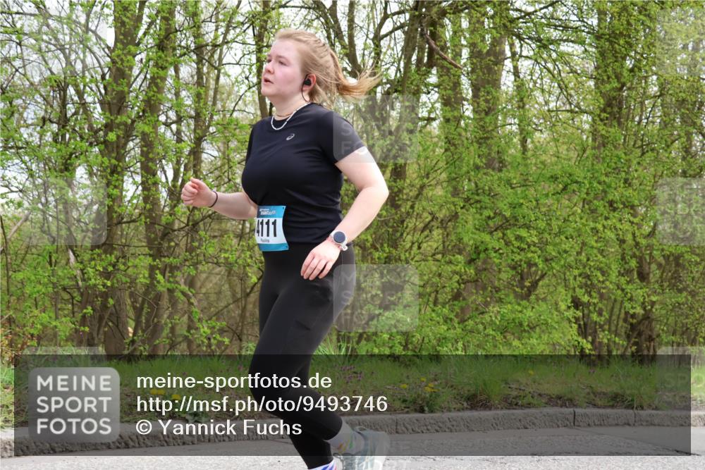 12.04.2026 - 45. Internationalen Wilhelmsburger Insellauf Yannick Fuchs http://msf.ph/oto/9493746 12.04.2026 13:02:46 Laufen 4111 meine-sportfotos.de