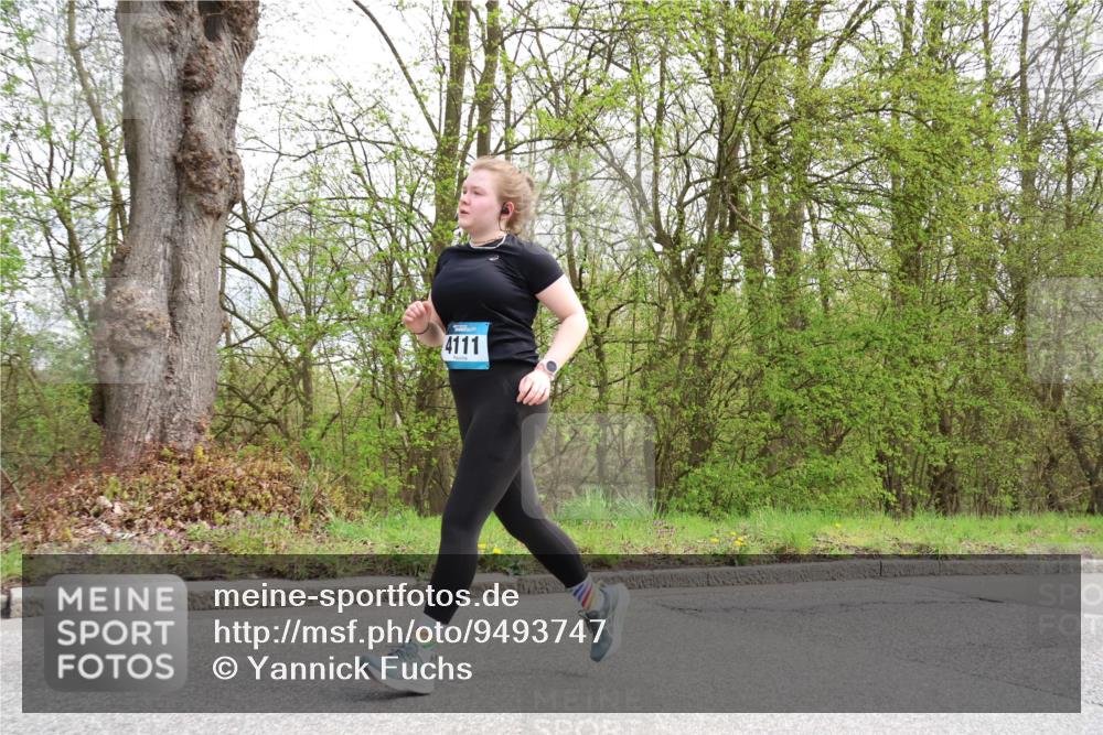 12.04.2026 - 45. Internationalen Wilhelmsburger Insellauf Yannick Fuchs http://msf.ph/oto/9493747 12.04.2026 13:02:46 Laufen 4111 meine-sportfotos.de