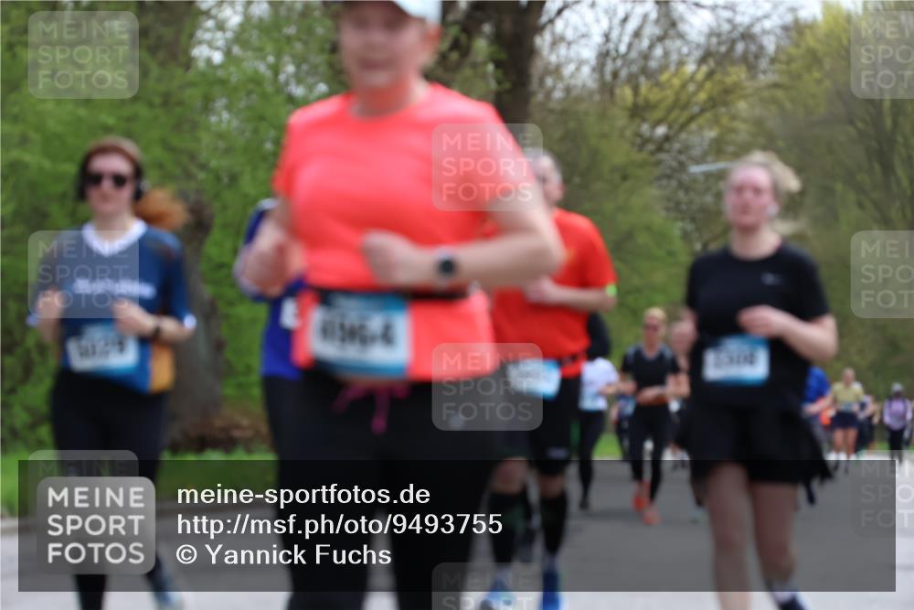 12.04.2026 - 45. Internationalen Wilhelmsburger Insellauf Yannick Fuchs http://msf.ph/oto/9493755 12.04.2026 13:02:48 Laufen 1124 meine-sportfotos.de