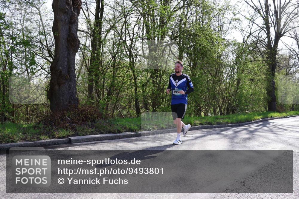 12.04.2026 - 45. Internationalen Wilhelmsburger Insellauf Yannick Fuchs http://msf.ph/oto/9493801 12.04.2026 10:47:32 Laufen 395 meine-sportfotos.de