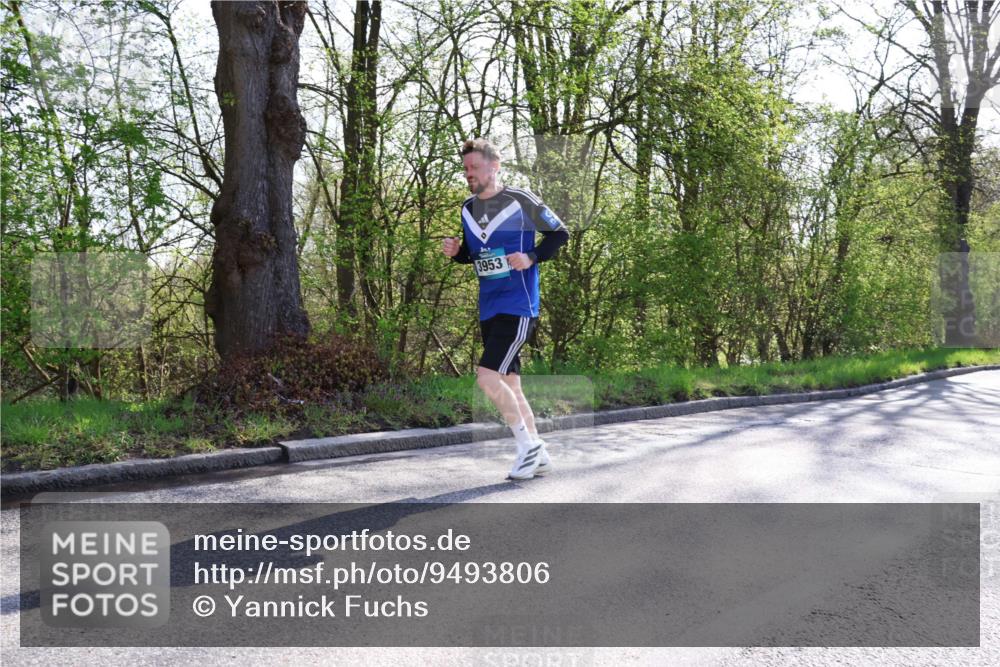 12.04.2026 - 45. Internationalen Wilhelmsburger Insellauf Yannick Fuchs http://msf.ph/oto/9493806 12.04.2026 10:47:33 Laufen 3953 meine-sportfotos.de