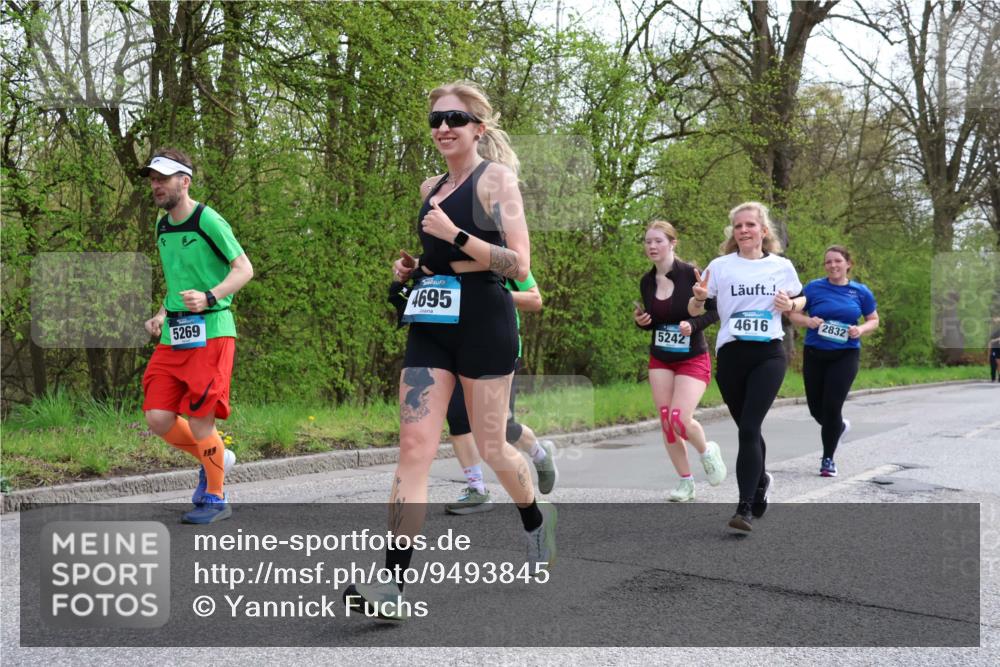 12.04.2026 - 45. Internationalen Wilhelmsburger Insellauf Yannick Fuchs http://msf.ph/oto/9493845 12.04.2026 13:03:00 Laufen 5269, 4695, 2832, 5242, 4616 meine-sportfotos.de