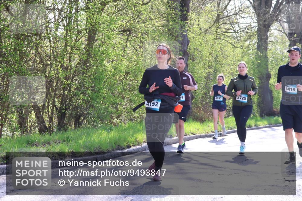 12.04.2026 - 45. Internationalen Wilhelmsburger Insellauf Yannick Fuchs http://msf.ph/oto/9493847 12.04.2026 10:47:43 Laufen 4152, 7, 4993, 3725, 5419 meine-sportfotos.de