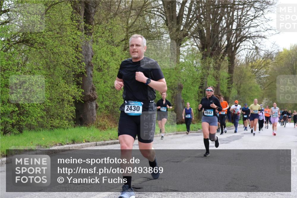 12.04.2026 - 45. Internationalen Wilhelmsburger Insellauf Yannick Fuchs http://msf.ph/oto/9493869 12.04.2026 13:03:03 Laufen 2430, 4747, 4942, 1240 meine-sportfotos.de