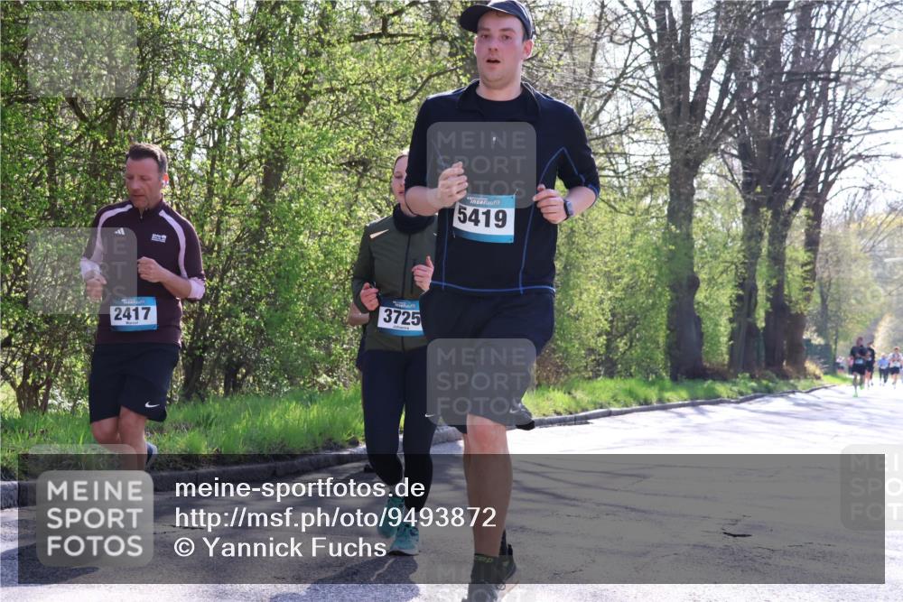 12.04.2026 - 45. Internationalen Wilhelmsburger Insellauf Yannick Fuchs http://msf.ph/oto/9493872 12.04.2026 10:47:45 Laufen 2417, 3725, 5419 meine-sportfotos.de
