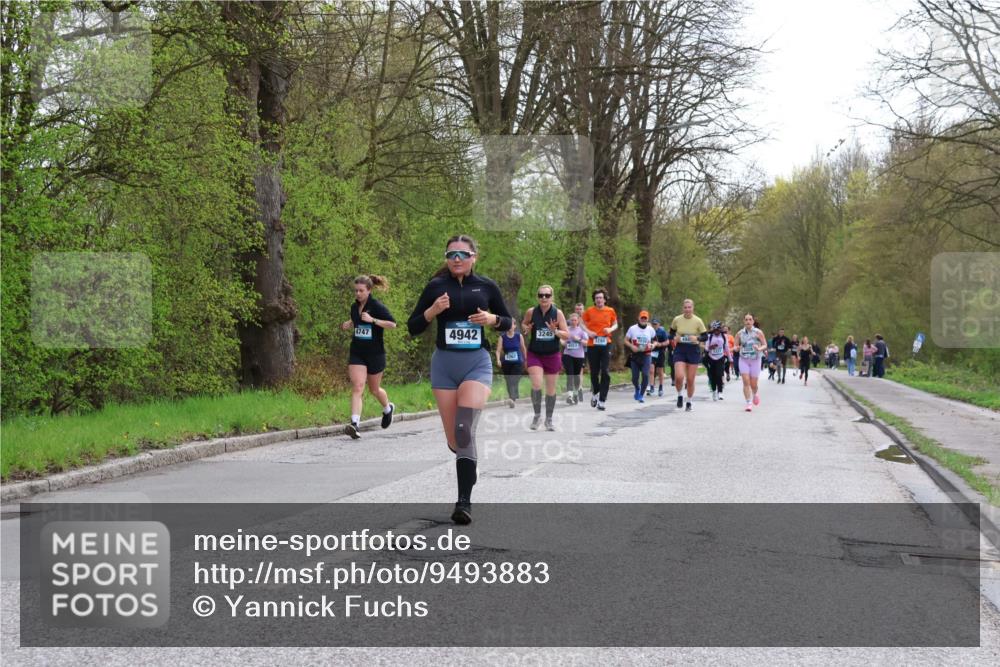 12.04.2026 - 45. Internationalen Wilhelmsburger Insellauf Yannick Fuchs http://msf.ph/oto/9493883 12.04.2026 13:03:04 Laufen 4747, 4942, 3245 meine-sportfotos.de