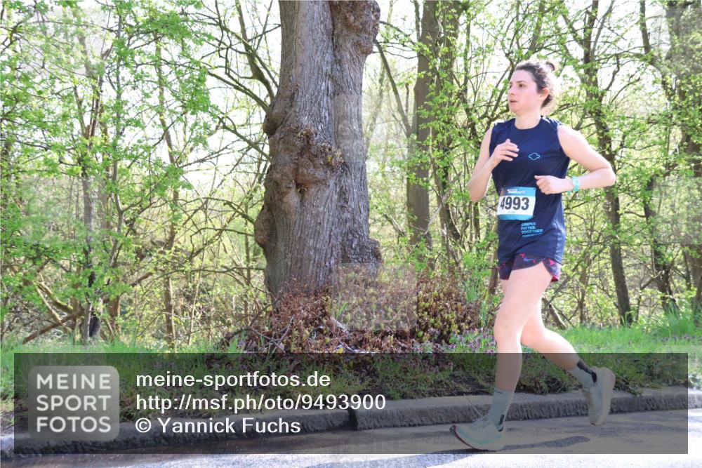 12.04.2026 - 45. Internationalen Wilhelmsburger Insellauf Yannick Fuchs http://msf.ph/oto/9493900 12.04.2026 10:47:48 Laufen 4993 meine-sportfotos.de