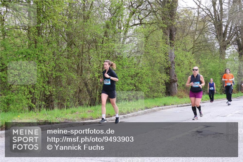 12.04.2026 - 45. Internationalen Wilhelmsburger Insellauf Yannick Fuchs http://msf.ph/oto/9493903 12.04.2026 13:03:07 Laufen 4747, 3245, 2062, 3280 meine-sportfotos.de