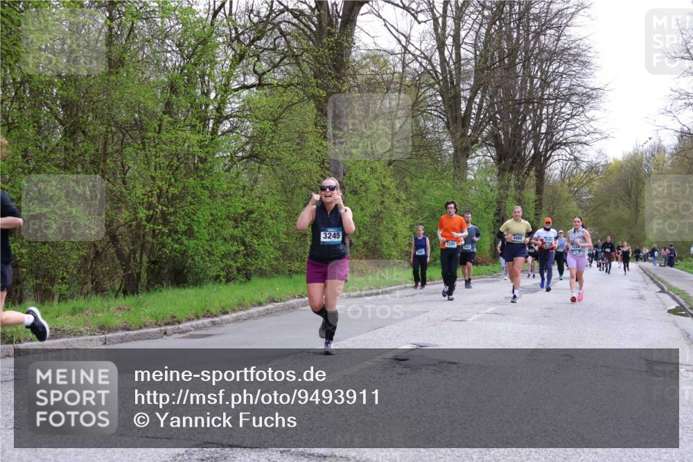 12.04.2026 - 45. Internationalen Wilhelmsburger Insellauf Yannick Fuchs http://msf.ph/oto/9493911 12.04.2026 13:03:08 Laufen 3245, 3280, 2853, 4880, 2030, 3328 meine-sportfotos.de