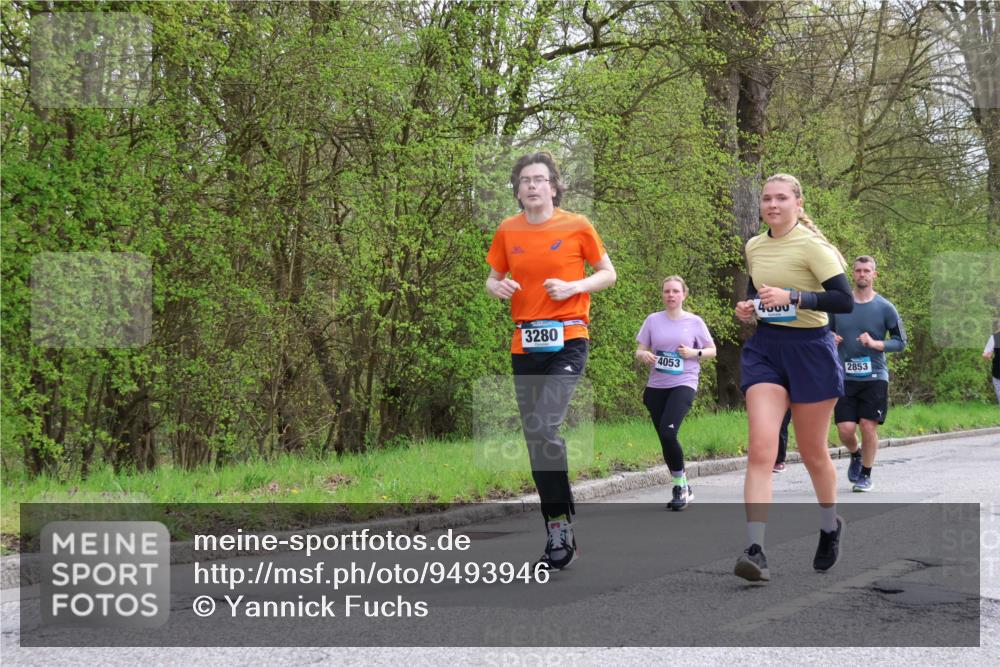 12.04.2026 - 45. Internationalen Wilhelmsburger Insellauf Yannick Fuchs http://msf.ph/oto/9493946 12.04.2026 13:03:11 Laufen 3280, 4053, 4000, 2853 meine-sportfotos.de