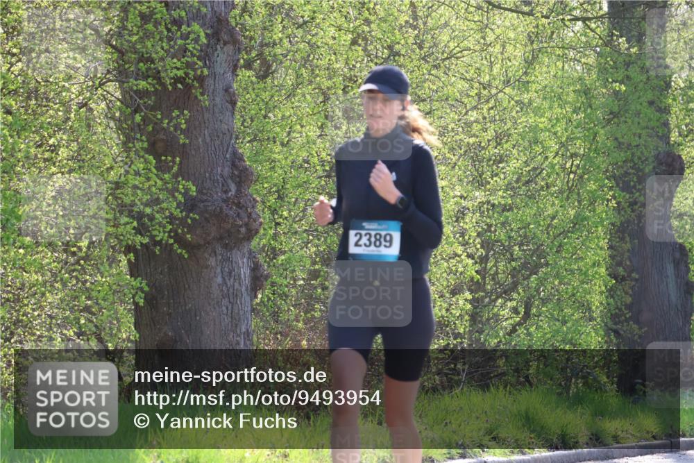12.04.2026 - 45. Internationalen Wilhelmsburger Insellauf Yannick Fuchs http://msf.ph/oto/9493954 12.04.2026 10:48:04 Laufen 2389 meine-sportfotos.de