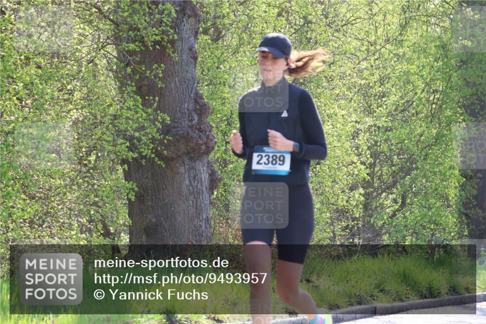 12.04.2026 - 45. Internationalen Wilhelmsburger Insellauf Yannick Fuchs http://msf.ph/oto/9493957 12.04.2026 10:48:04 Laufen 2389 meine-sportfotos.de