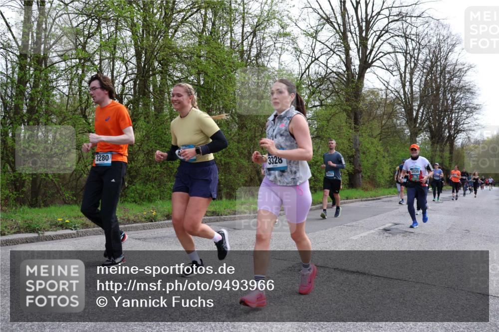 12.04.2026 - 45. Internationalen Wilhelmsburger Insellauf Yannick Fuchs http://msf.ph/oto/9493966 12.04.2026 13:03:13 Laufen 3280, 3328, 2853, 2030 meine-sportfotos.de