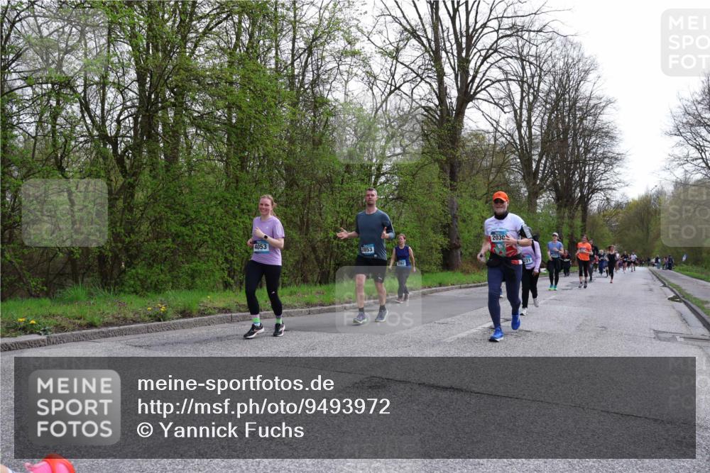 12.04.2026 - 45. Internationalen Wilhelmsburger Insellauf Yannick Fuchs http://msf.ph/oto/9493972 12.04.2026 13:03:14 Laufen 4053, 2853, 2062, 2030, 221 meine-sportfotos.de