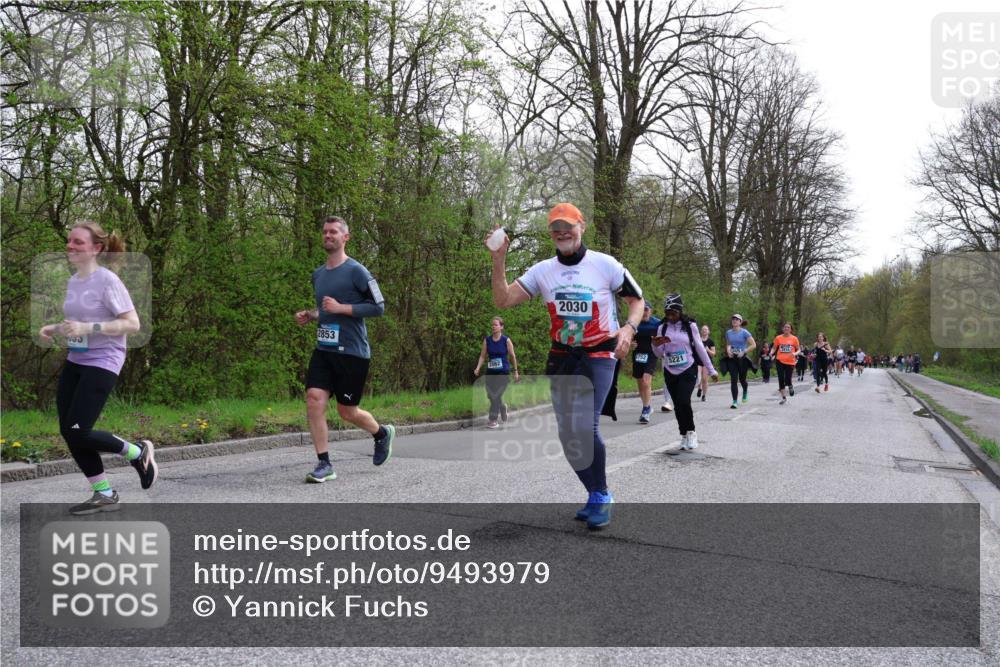 12.04.2026 - 45. Internationalen Wilhelmsburger Insellauf Yannick Fuchs http://msf.ph/oto/9493979 12.04.2026 13:03:15 Laufen 2853, 533, 2030, 1752, 5221 meine-sportfotos.de