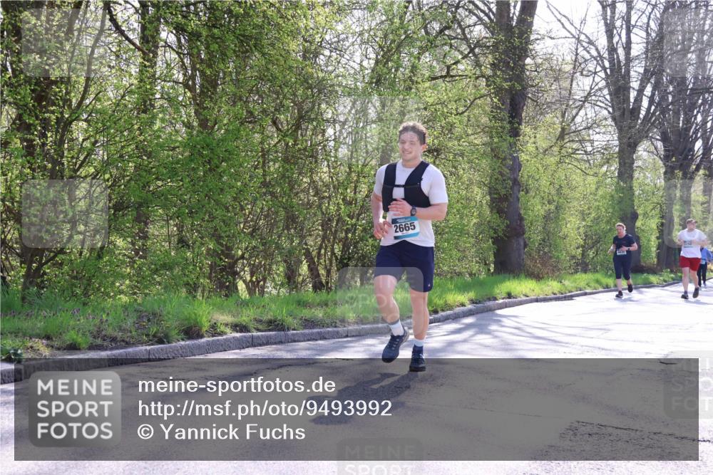 12.04.2026 - 45. Internationalen Wilhelmsburger Insellauf Yannick Fuchs http://msf.ph/oto/9493992 12.04.2026 10:48:08 Laufen 2665 meine-sportfotos.de