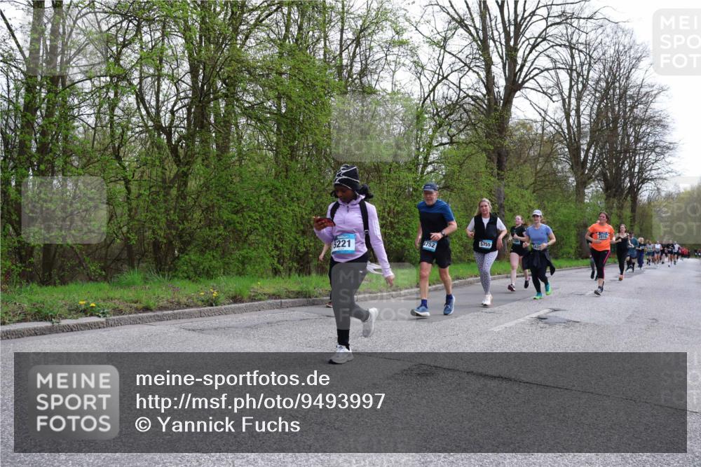 12.04.2026 - 45. Internationalen Wilhelmsburger Insellauf Yannick Fuchs http://msf.ph/oto/9493997 12.04.2026 13:03:17 Laufen 5221, 4752, 5755, 2815 meine-sportfotos.de