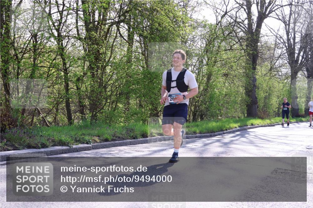 12.04.2026 - 45. Internationalen Wilhelmsburger Insellauf Yannick Fuchs http://msf.ph/oto/9494000 12.04.2026 10:48:09 Laufen 26 meine-sportfotos.de