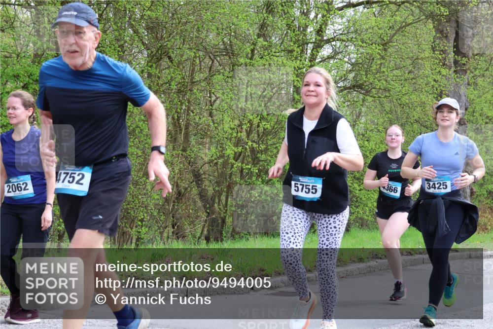 12.04.2026 - 45. Internationalen Wilhelmsburger Insellauf Yannick Fuchs http://msf.ph/oto/9494005 12.04.2026 13:03:18 Laufen 2062, 4752, 5755, 366, 3425 meine-sportfotos.de