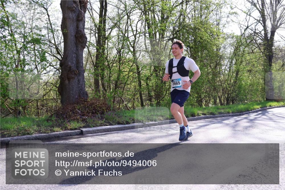 12.04.2026 - 45. Internationalen Wilhelmsburger Insellauf Yannick Fuchs http://msf.ph/oto/9494006 12.04.2026 10:48:09 Laufen 2665 meine-sportfotos.de