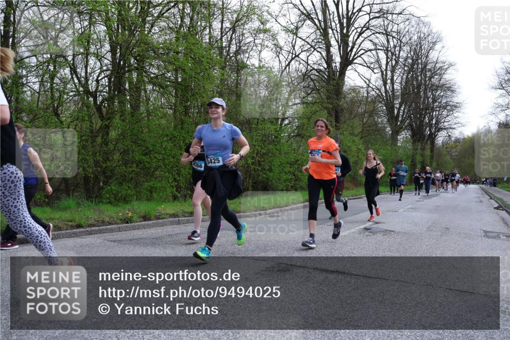 12.04.2026 - 45. Internationalen Wilhelmsburger Insellauf Yannick Fuchs http://msf.ph/oto/9494025 12.04.2026 13:03:19 Laufen 4366, 3425, 205, 591 meine-sportfotos.de