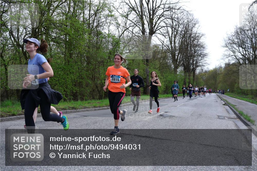 12.04.2026 - 45. Internationalen Wilhelmsburger Insellauf Yannick Fuchs http://msf.ph/oto/9494031 12.04.2026 13:03:20 Laufen 25, 2815, 4691 meine-sportfotos.de