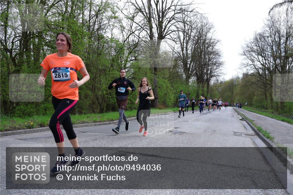 12.04.2026 - 45. Internationalen Wilhelmsburger Insellauf Yannick Fuchs http://msf.ph/oto/9494036 12.04.2026 13:03:20 Laufen 2815, 4691 meine-sportfotos.de