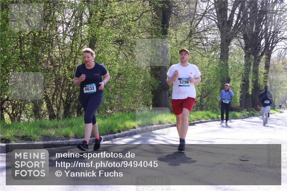 12.04.2026 - 45. Internationalen Wilhelmsburger Insellauf Yannick Fuchs http://msf.ph/oto/9494045 12.04.2026 10:48:13 Laufen 4632, 5298, 4382, 3373 meine-sportfotos.de