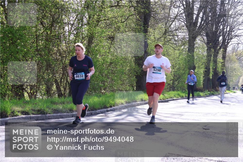 12.04.2026 - 45. Internationalen Wilhelmsburger Insellauf Yannick Fuchs http://msf.ph/oto/9494048 12.04.2026 10:48:13 Laufen 4632, 5298, 3373 meine-sportfotos.de