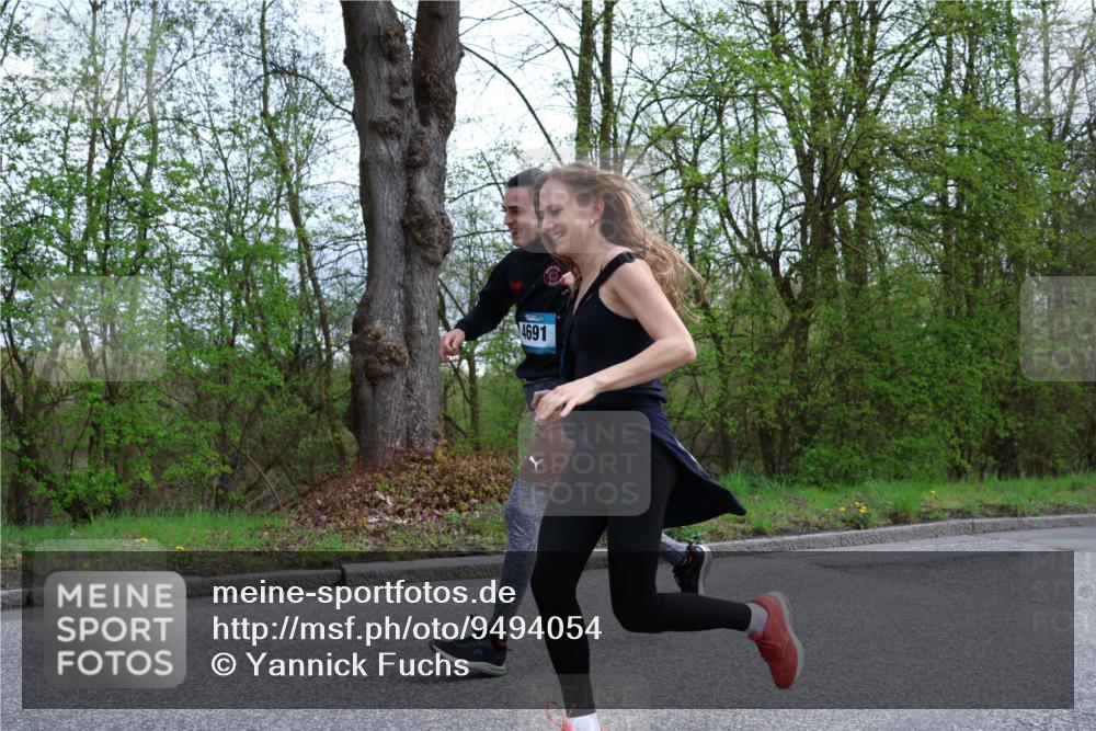 12.04.2026 - 45. Internationalen Wilhelmsburger Insellauf Yannick Fuchs http://msf.ph/oto/9494054 12.04.2026 13:03:22 Laufen 4691 meine-sportfotos.de