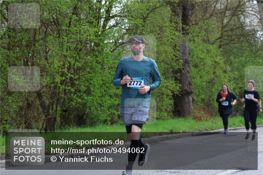 12.04.2026 - 45. Internationalen Wilhelmsburger Insellauf Yannick Fuchs http://msf.ph/oto/9494062 12.04.2026 13:03:23 Laufen 2772, 5790 meine-sportfotos.de