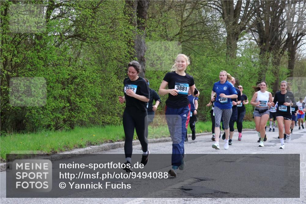 12.04.2026 - 45. Internationalen Wilhelmsburger Insellauf Yannick Fuchs http://msf.ph/oto/9494088 12.04.2026 13:03:25 Laufen 2002, 3881, 4491, 4838, 5348 meine-sportfotos.de