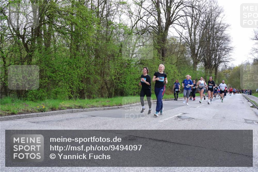 12.04.2026 - 45. Internationalen Wilhelmsburger Insellauf Yannick Fuchs http://msf.ph/oto/9494097 12.04.2026 13:03:26 Laufen 3881 meine-sportfotos.de