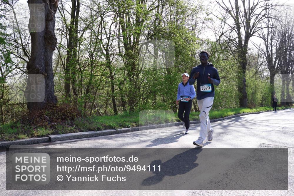 12.04.2026 - 45. Internationalen Wilhelmsburger Insellauf Yannick Fuchs http://msf.ph/oto/9494111 12.04.2026 10:48:20 Laufen 438, 3373 meine-sportfotos.de