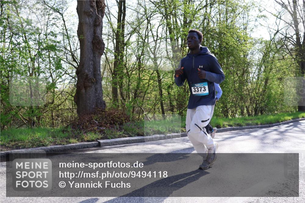 12.04.2026 - 45. Internationalen Wilhelmsburger Insellauf Yannick Fuchs http://msf.ph/oto/9494118 12.04.2026 10:48:21 Laufen 3373 meine-sportfotos.de