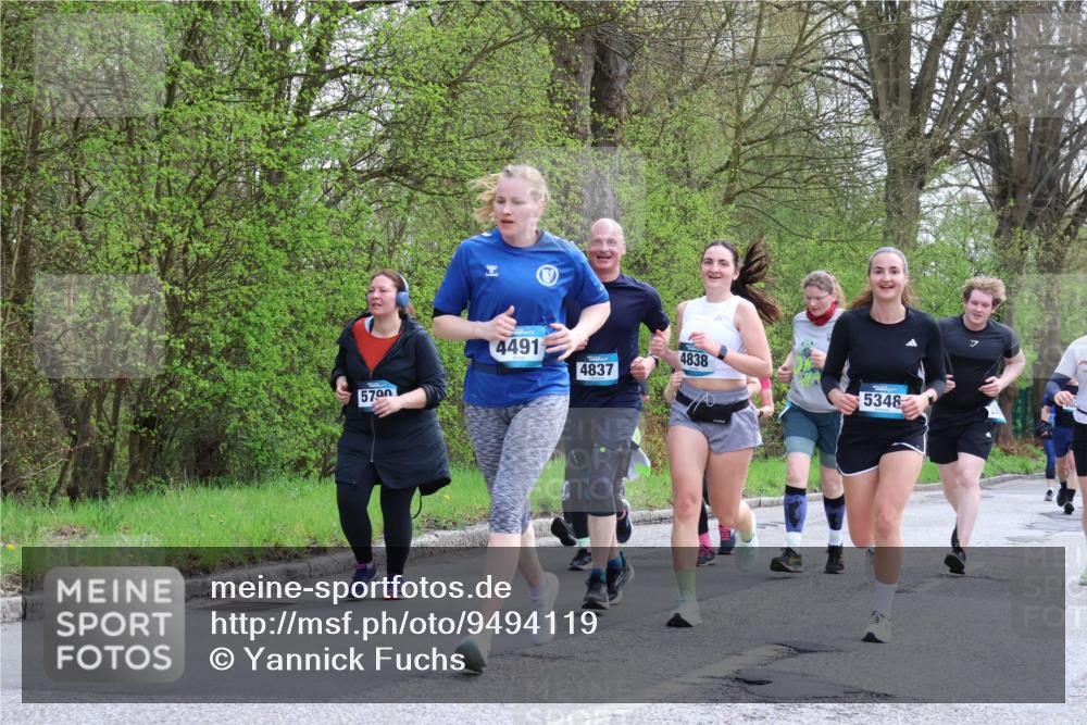 12.04.2026 - 45. Internationalen Wilhelmsburger Insellauf Yannick Fuchs http://msf.ph/oto/9494119 12.04.2026 13:03:28 Laufen 9, 5790, 4491, 4837, 4838, 5348 meine-sportfotos.de