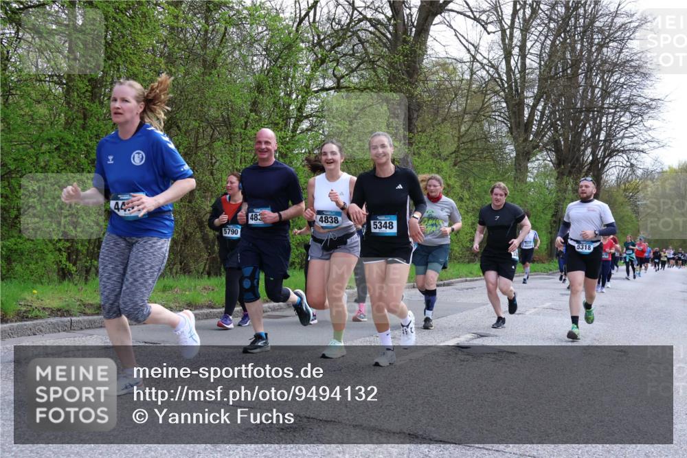 12.04.2026 - 45. Internationalen Wilhelmsburger Insellauf Yannick Fuchs http://msf.ph/oto/9494132 12.04.2026 13:03:29 Laufen 44, 483, 4838, 5348, 5790, 5318 meine-sportfotos.de