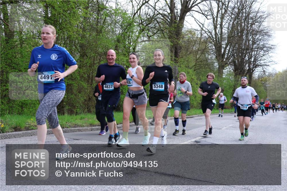 12.04.2026 - 45. Internationalen Wilhelmsburger Insellauf Yannick Fuchs http://msf.ph/oto/9494135 12.04.2026 13:03:29 Laufen 4491, 4837, 4838, 5348, 5318 meine-sportfotos.de