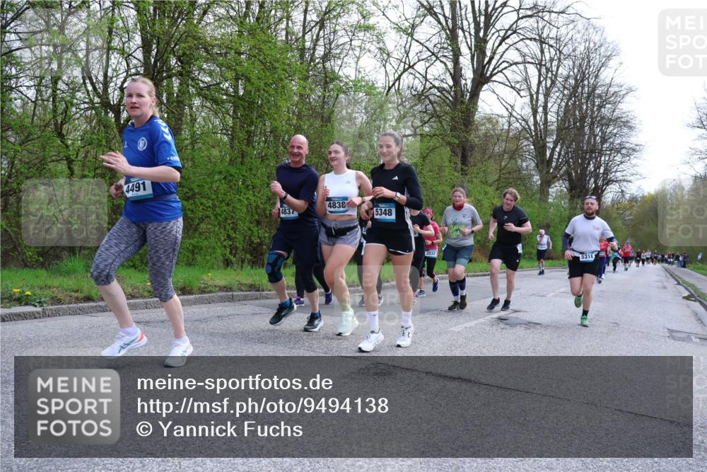 12.04.2026 - 45. Internationalen Wilhelmsburger Insellauf Yannick Fuchs http://msf.ph/oto/9494138 12.04.2026 13:03:30 Laufen 4491, 4837, 4838, 5348, 2032, 5318 meine-sportfotos.de
