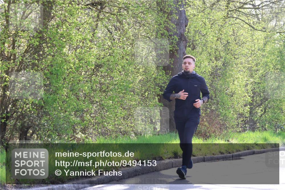 12.04.2026 - 45. Internationalen Wilhelmsburger Insellauf Yannick Fuchs http://msf.ph/oto/9494153 12.04.2026 10:48:24 Laufen  meine-sportfotos.de
